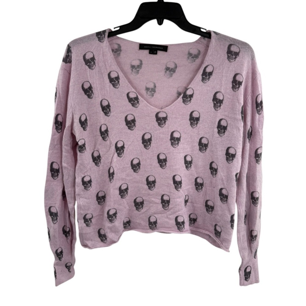Skull Cashmere Lilac V-Neck Skull Print Sweater